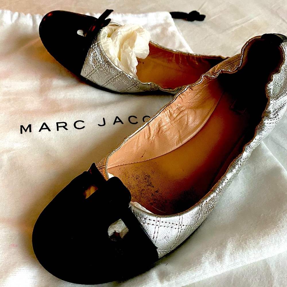 Flat Marc Jacobs mouse shoes in silver & black